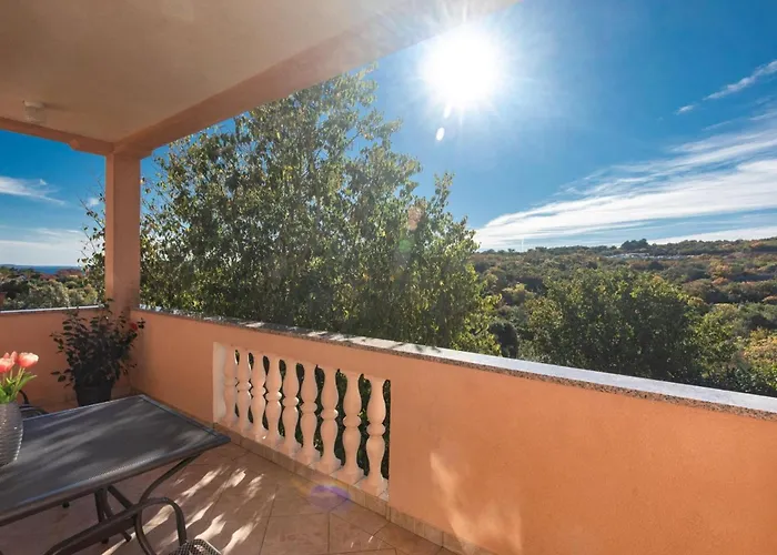 Two Bedroom With Balcony And Pool