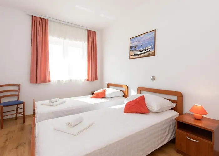 Apartamento Two Bedroom With Balcony And Pool Krk Town