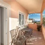 Lejlighed Two Bedroom With Balcony And Pool