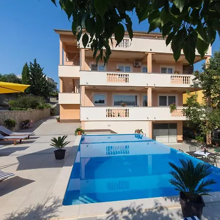 Two Bedroom With Balcony And Pool * Krk Town